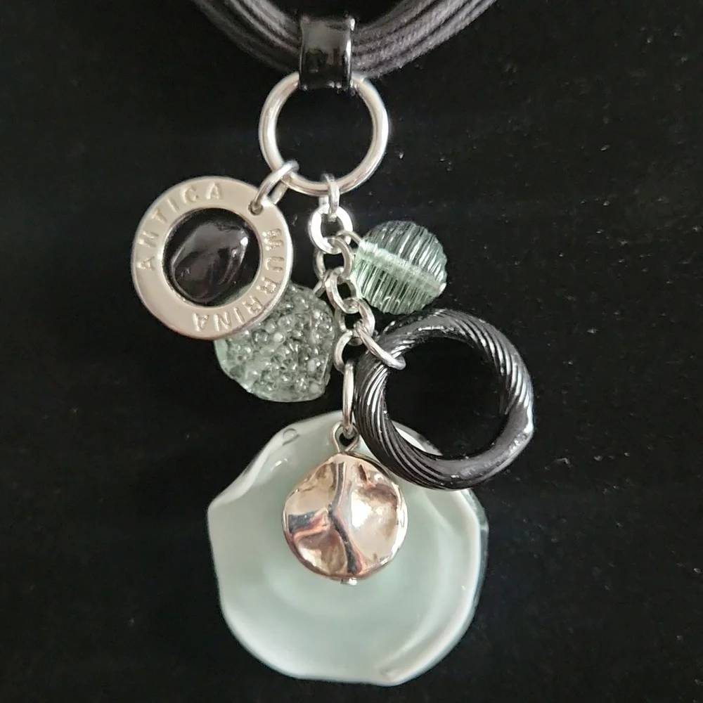 Antica Murrina -Multi-Strand Necklace with Murano Glass Charm - Picture 2 of 4